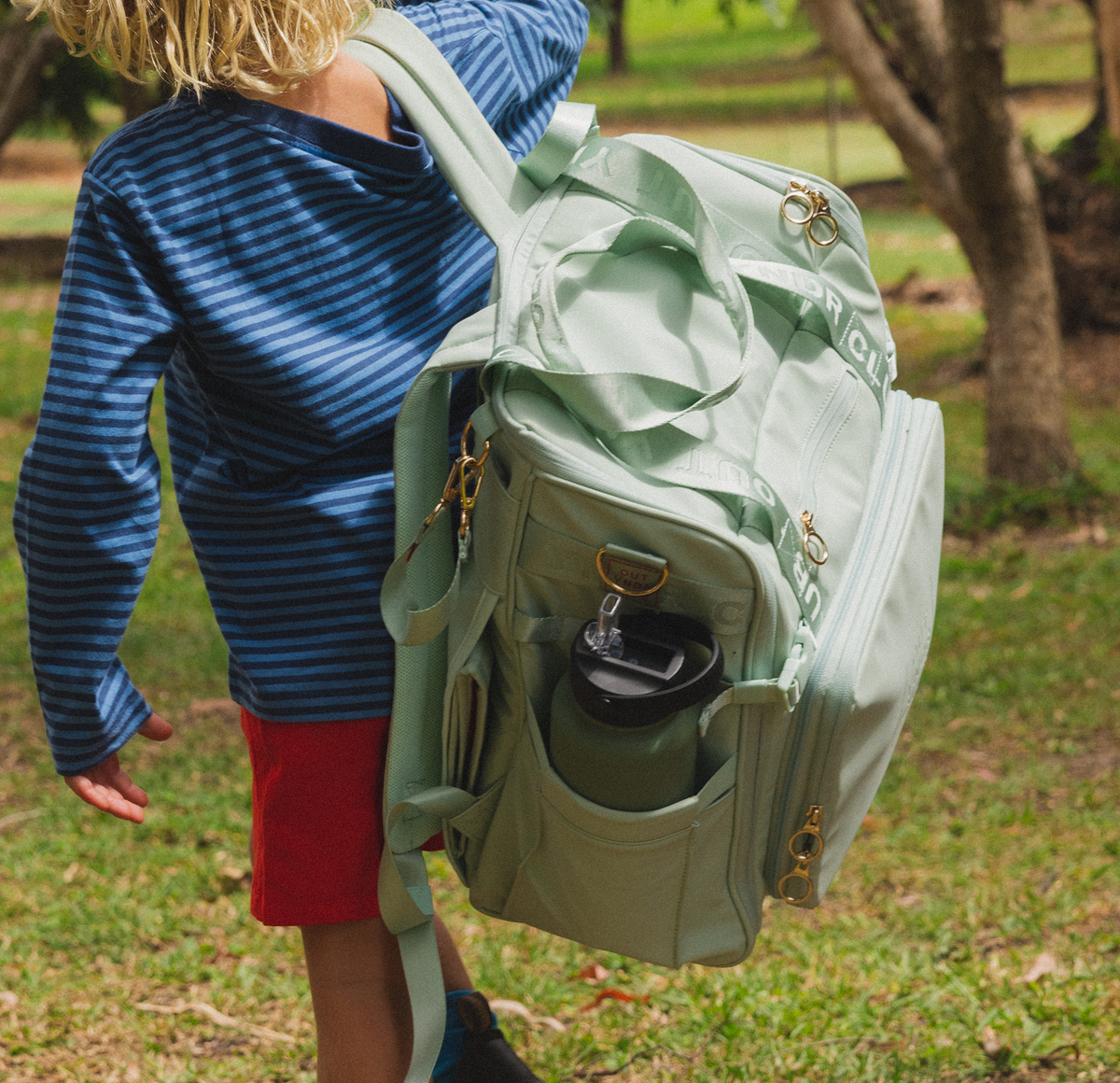 The Medley Bag Classic Bundle nappy backpack in Reef